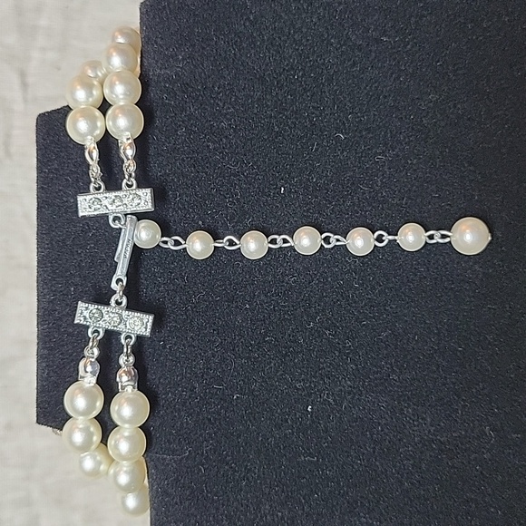 Vintage Double Strand Costume Pearls with Rhinestone Accents - Picture 5 of 5